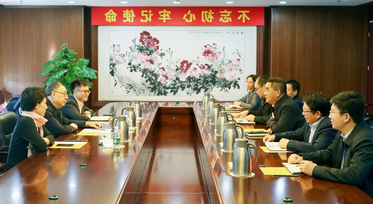 姜仁锋会见中国国新党委委员、总会计师刘学诗 