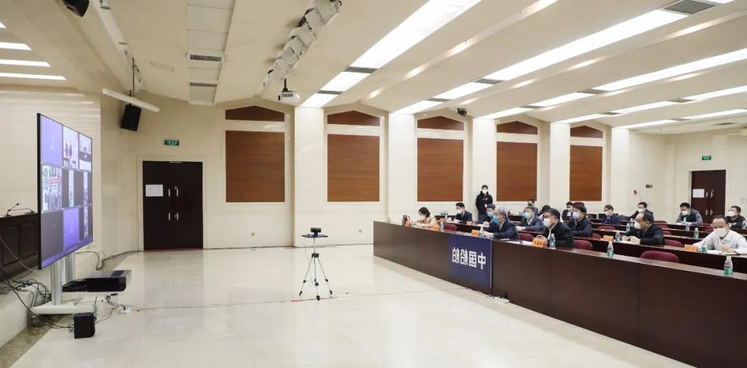 雷凡培检查指导防疫医疗物资生产关键设备研制生产紧急攻关专项任务推进情况